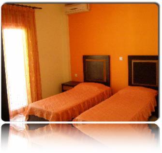Hotel Louiza Paralía エクステリア 写真